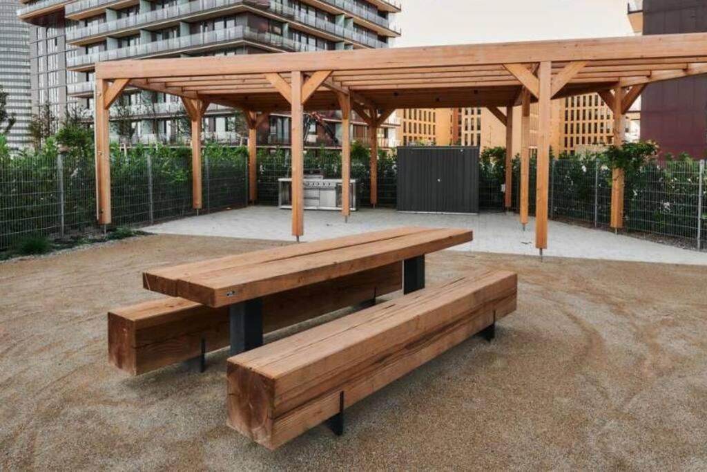 My Triiiple Ferienwohnung Zwischen City Und Prater Wien Eksteriør bilde